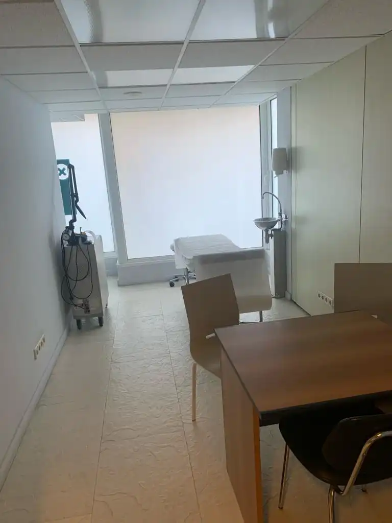 Außenansicht von Büro zur Miete in Mataró mit Klimaanlage, Möbliert und Internet