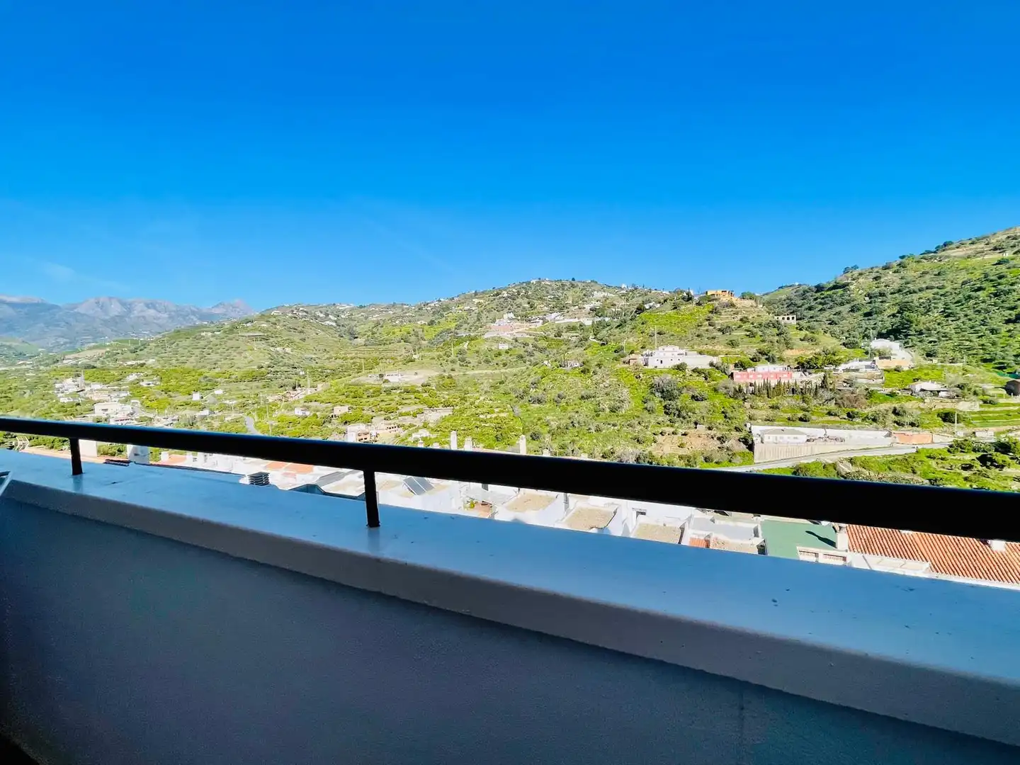 Terraza de Piso en venta en Torrox con Terraza, Trastero y Piscina