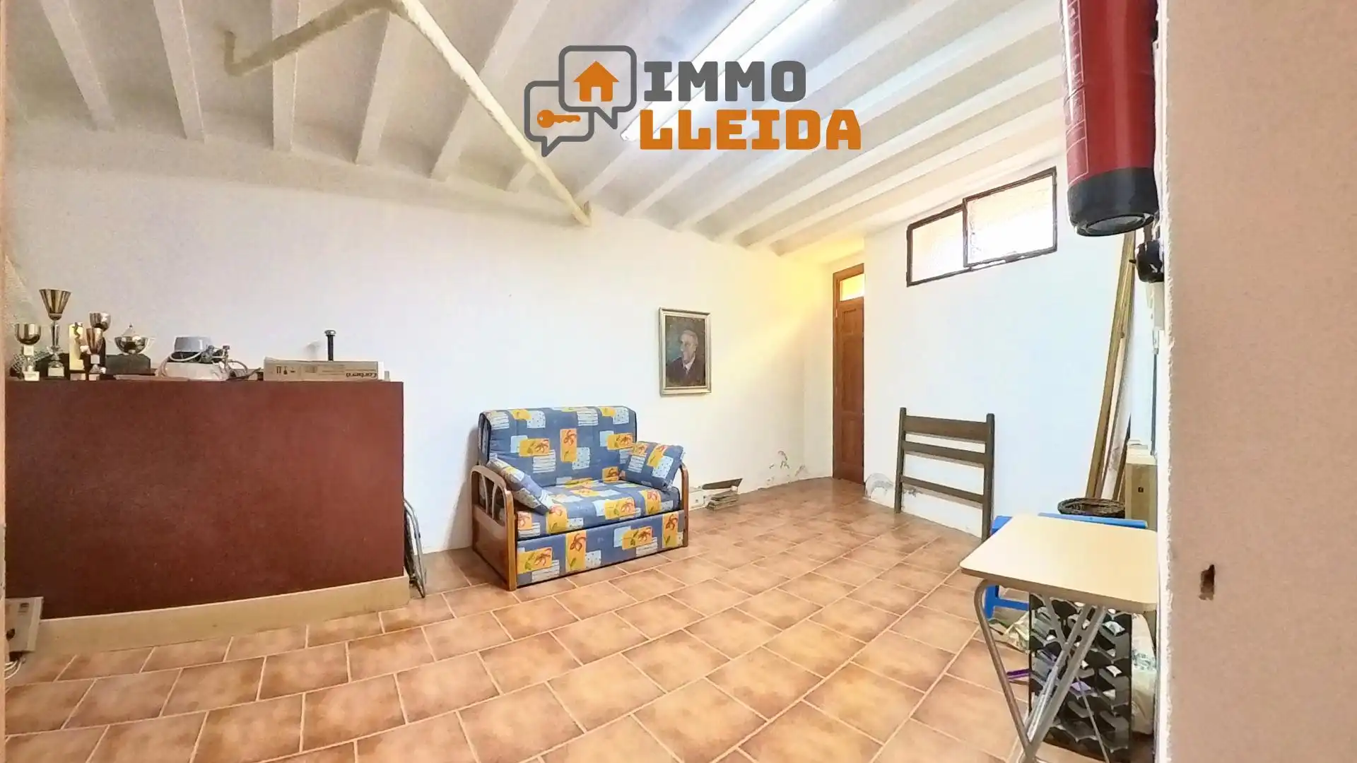 Vista exterior de Casa adosada en venta en Camarasa con Calefacción, Terraza y Trastero