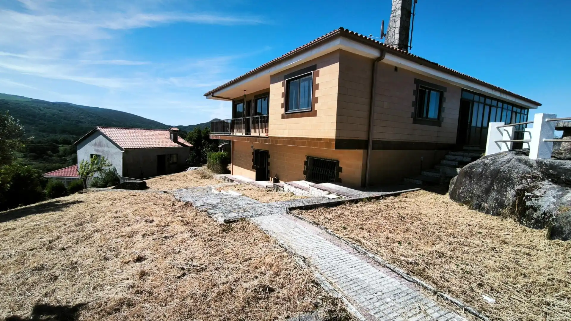 Vista exterior de Casa o chalet en venta en A Lama   con Calefacción, Trastero y Balcón