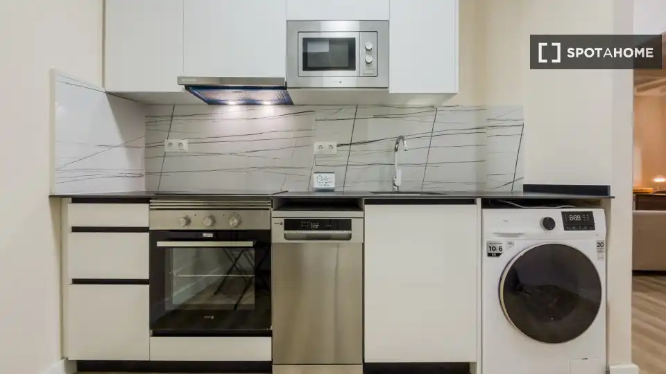 Kitchen of Flat for rent in Barcelona  with Air Conditioner, Heating and Furnished