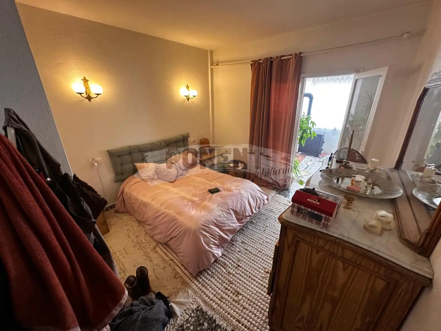 Habitación de Piso en venta en Santa Eulària des Riu con Balcón