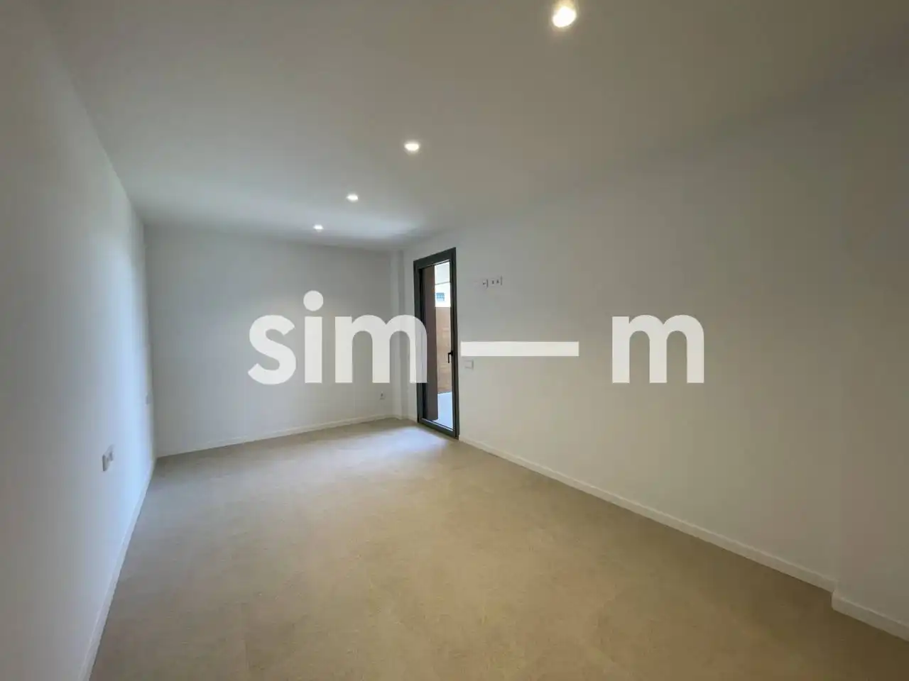 Wohnung zur Miete in Vic mit Klimaanlage, Heizung und Terrasse