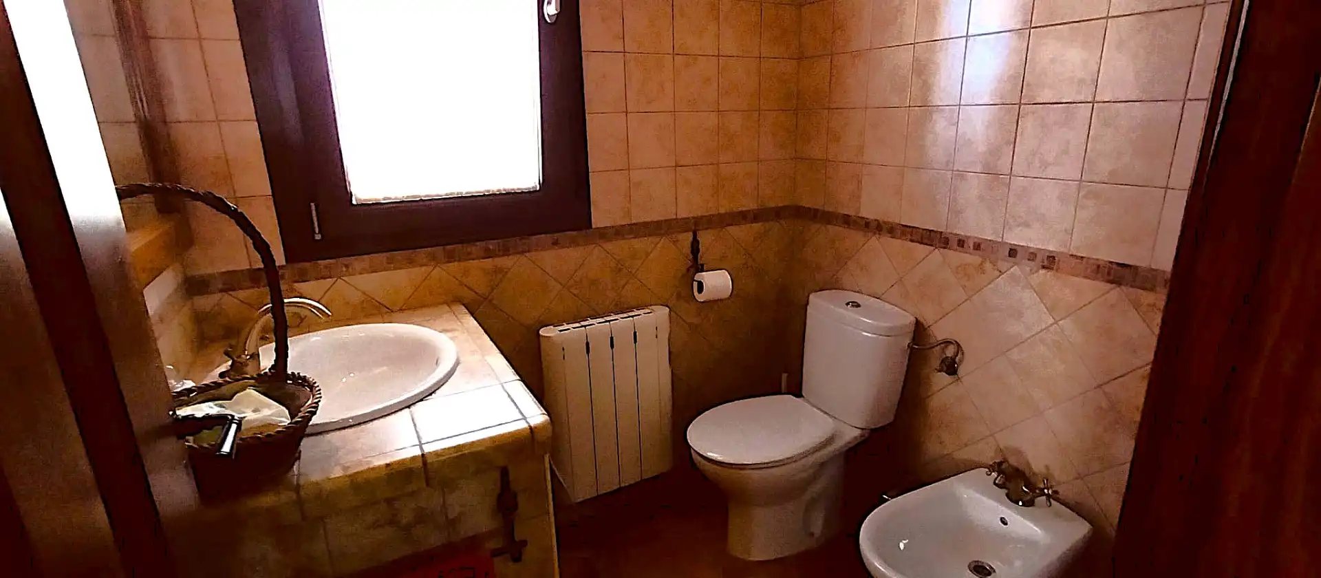 Badezimmer von Country house zum Verkauf in Barrado mit Heizung, Möbliert und Waschmaschine