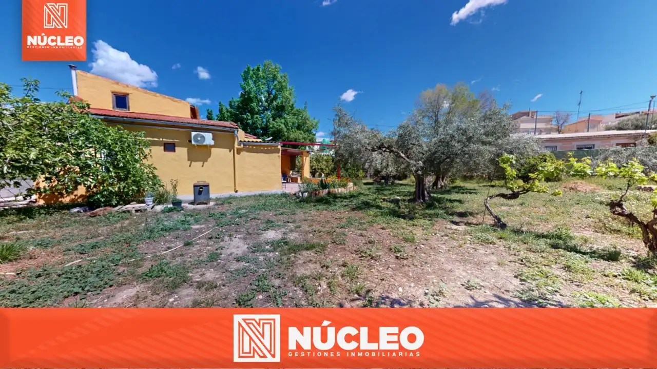 Finca rústica en venda en Elda