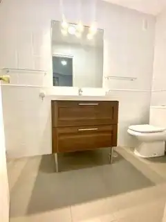 Baño de Piso en venta en Madrid con Aire acondicionado, Calefacción y Parquet