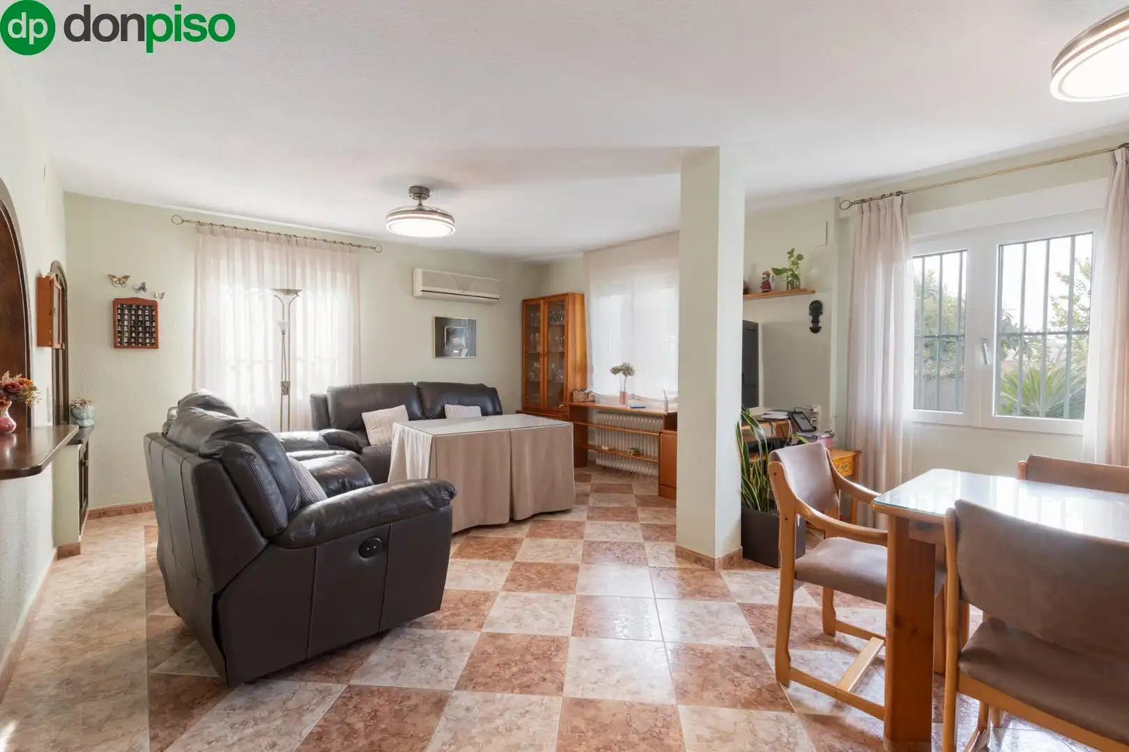 Villa mit Terrasse zum Verkauf in Calle Calle Borgoña, imagen 8