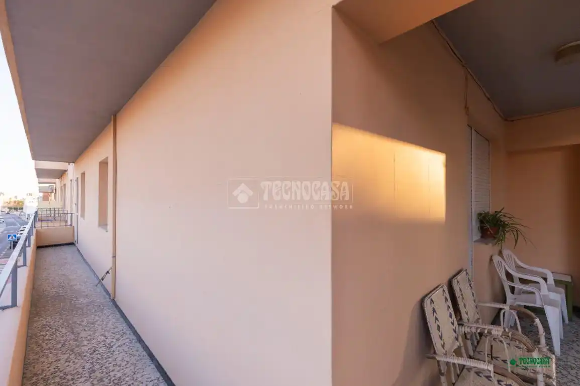 Piso en venta en Almería con Aire acondicionado