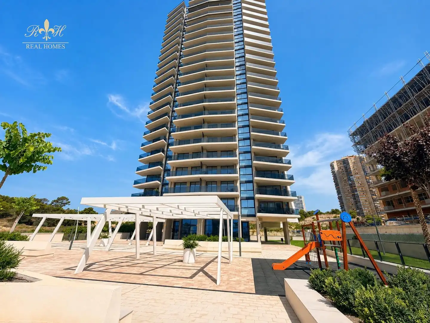 Piso con piscina en venta en MORALET, imagen 2