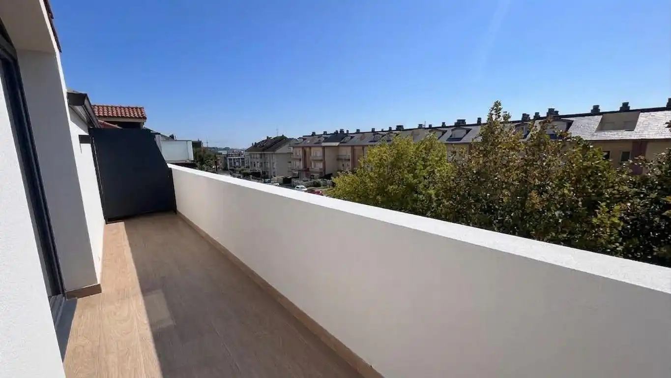 Terraza de Piso de alquiler en Suances con Calefacción, Terraza y Amueblado