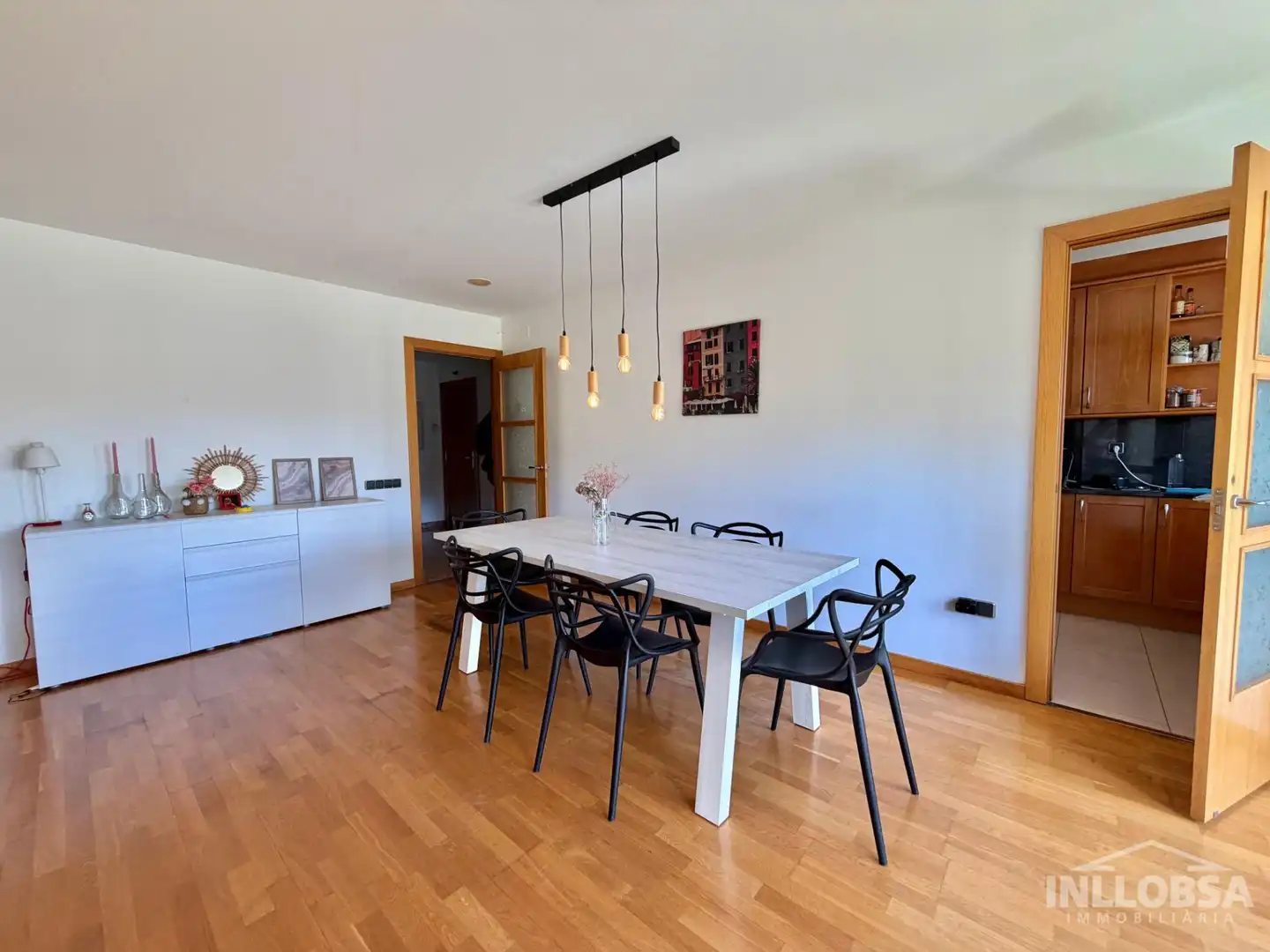 Comedor de Piso en venta en Manresa con Calefacción, Terraza y Trastero