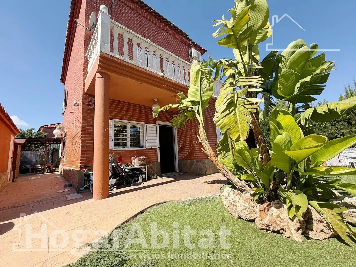 Exterior view of Houses for sale in Moncada  with Air Conditioner, Heating and Private garden