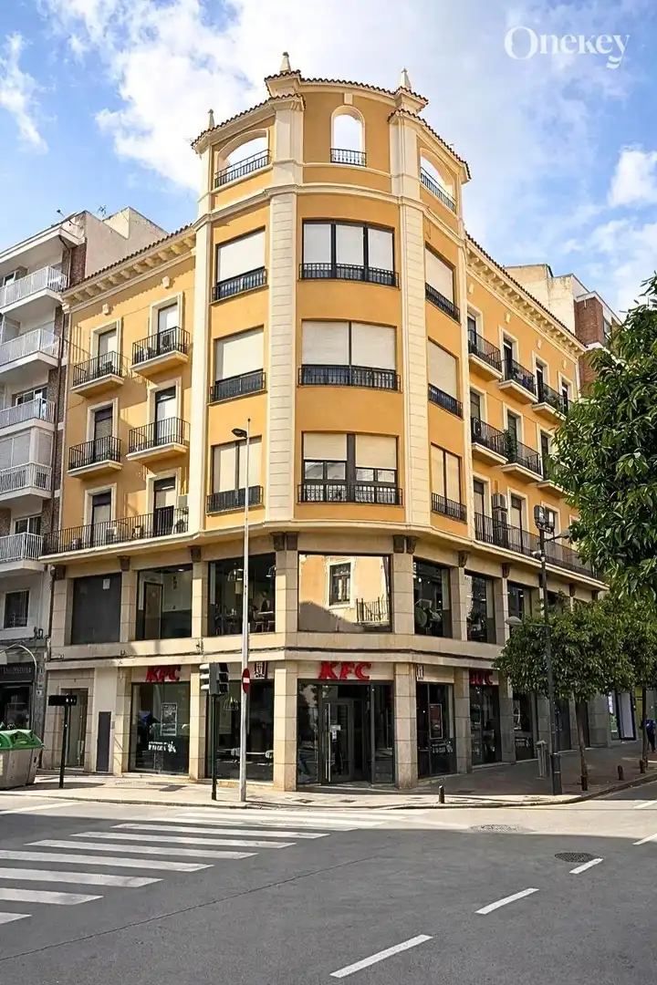 Appartement compact avec terrasse à vendre à Calle Calle Merced