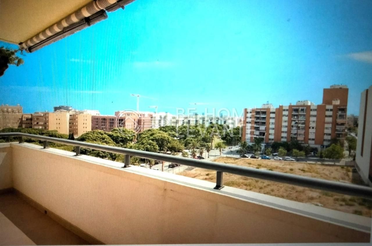 Piso en venta en Benisaudet, Campoamor - Altozano