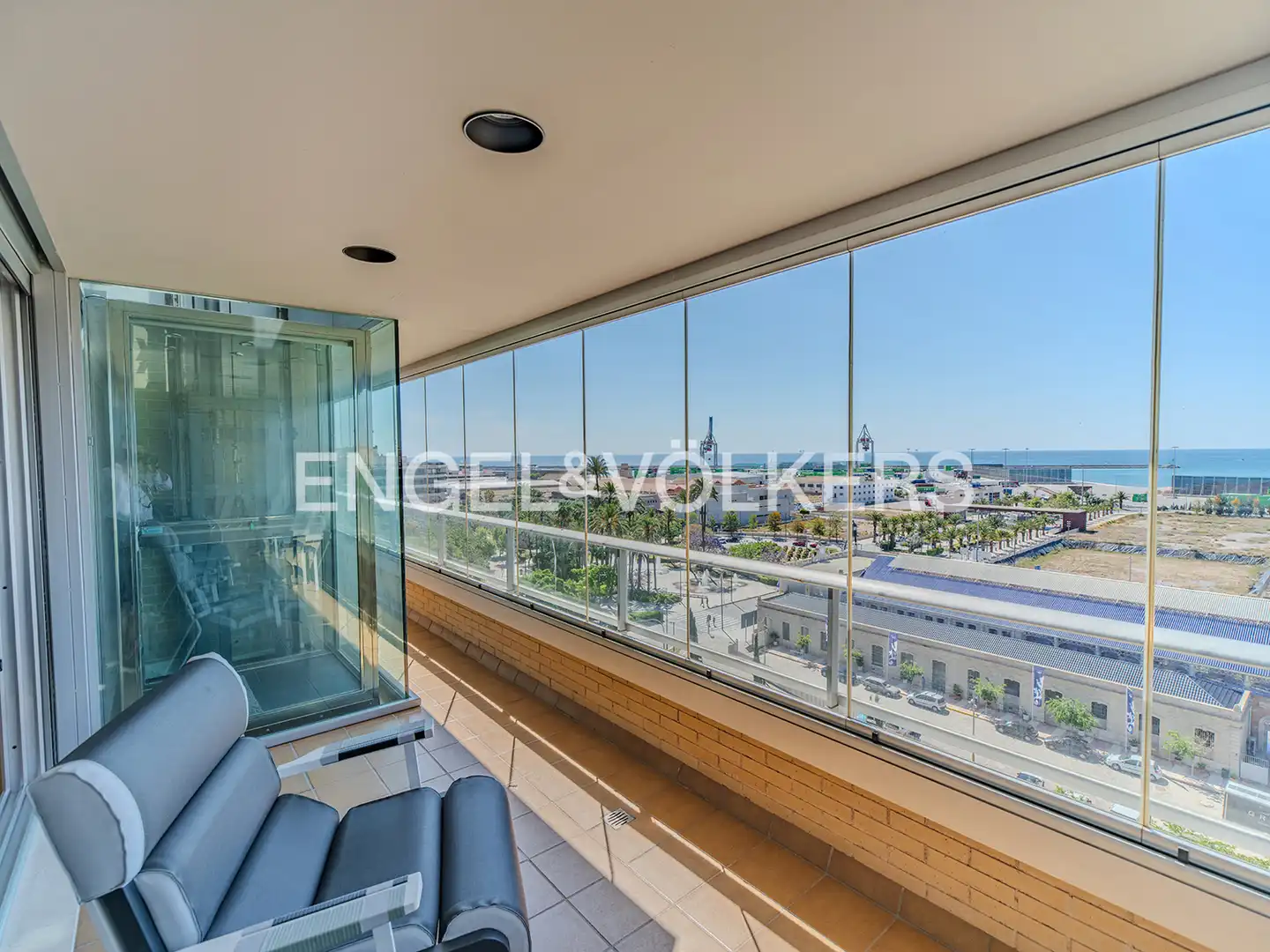 Ático con ascensor en venta en Calle Moratín 25, imagen 8