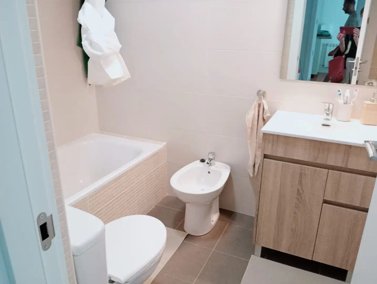 Baño de Piso de alquiler en Miengo con Calefacción, Jardín privado y Parquet