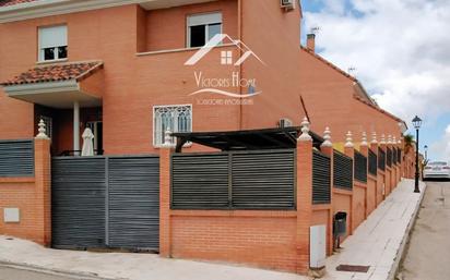 Exterior view of Single-family semi-detached for sale in Seseña  with Air Conditioner, Heating and Storage room