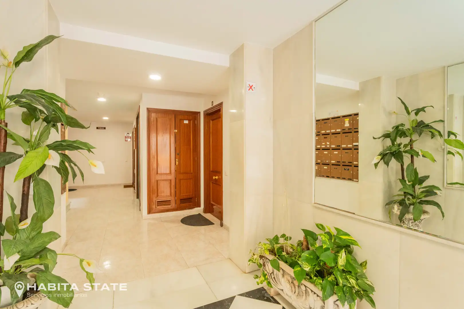 Piso en venta en Roquetas de Mar con Aire acondicionado, Trastero y Amueblado