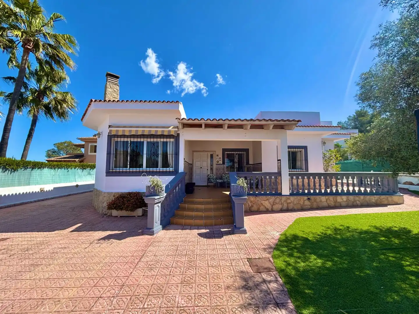 Vista exterior de Casa o xalet en venda en Llucmajor amb Aire condicionat, Terrassa i Piscina