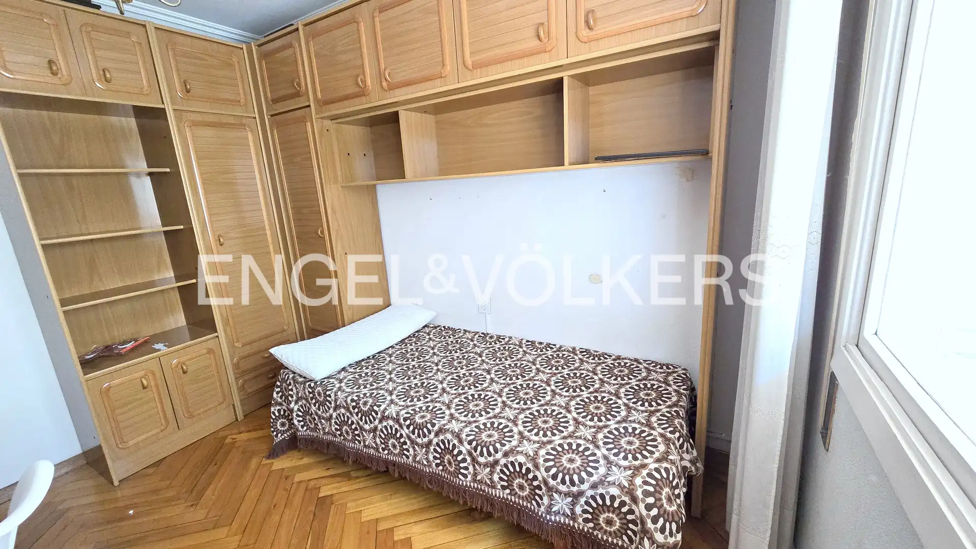 Bedroom of Flat for sale in Vigo   with Heating, Parquet flooring and Terrace