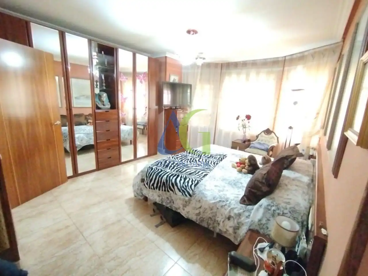 Bedroom of Houses for sale in Villaquilambre  with Heating and Private garden