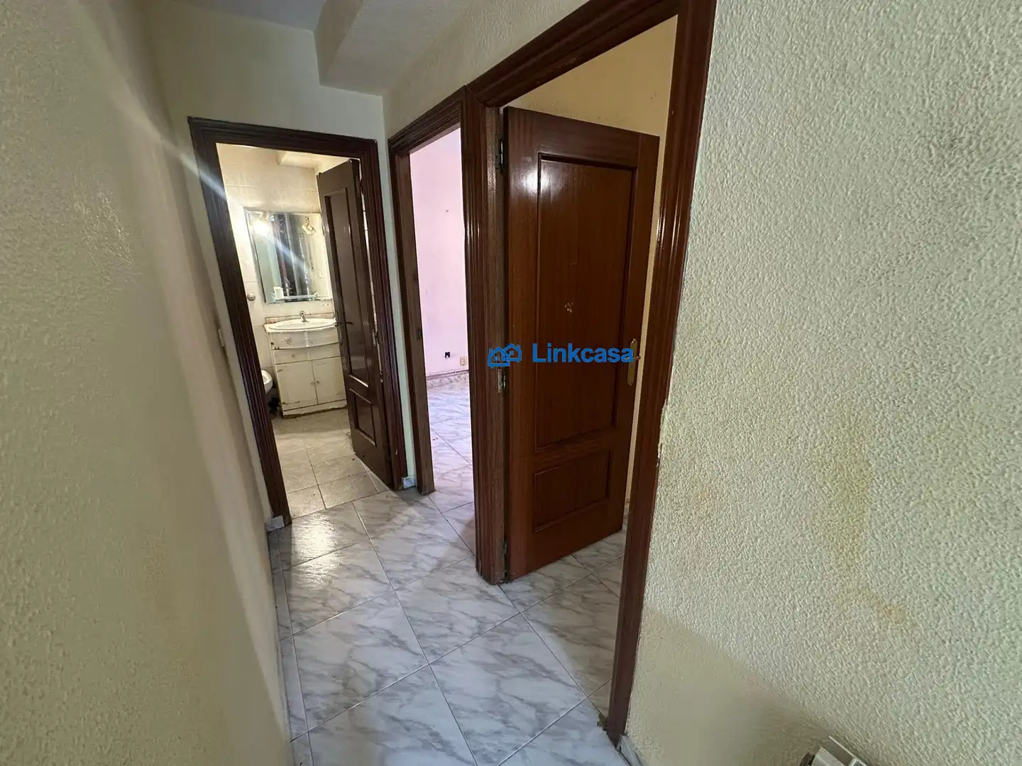Flat for sale in Madrid  with Air Conditioner, Heating and Balcony