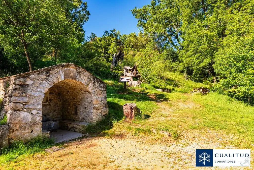Garden of Houses for sale in Benassal  with Furnished, Oven and Washing machine