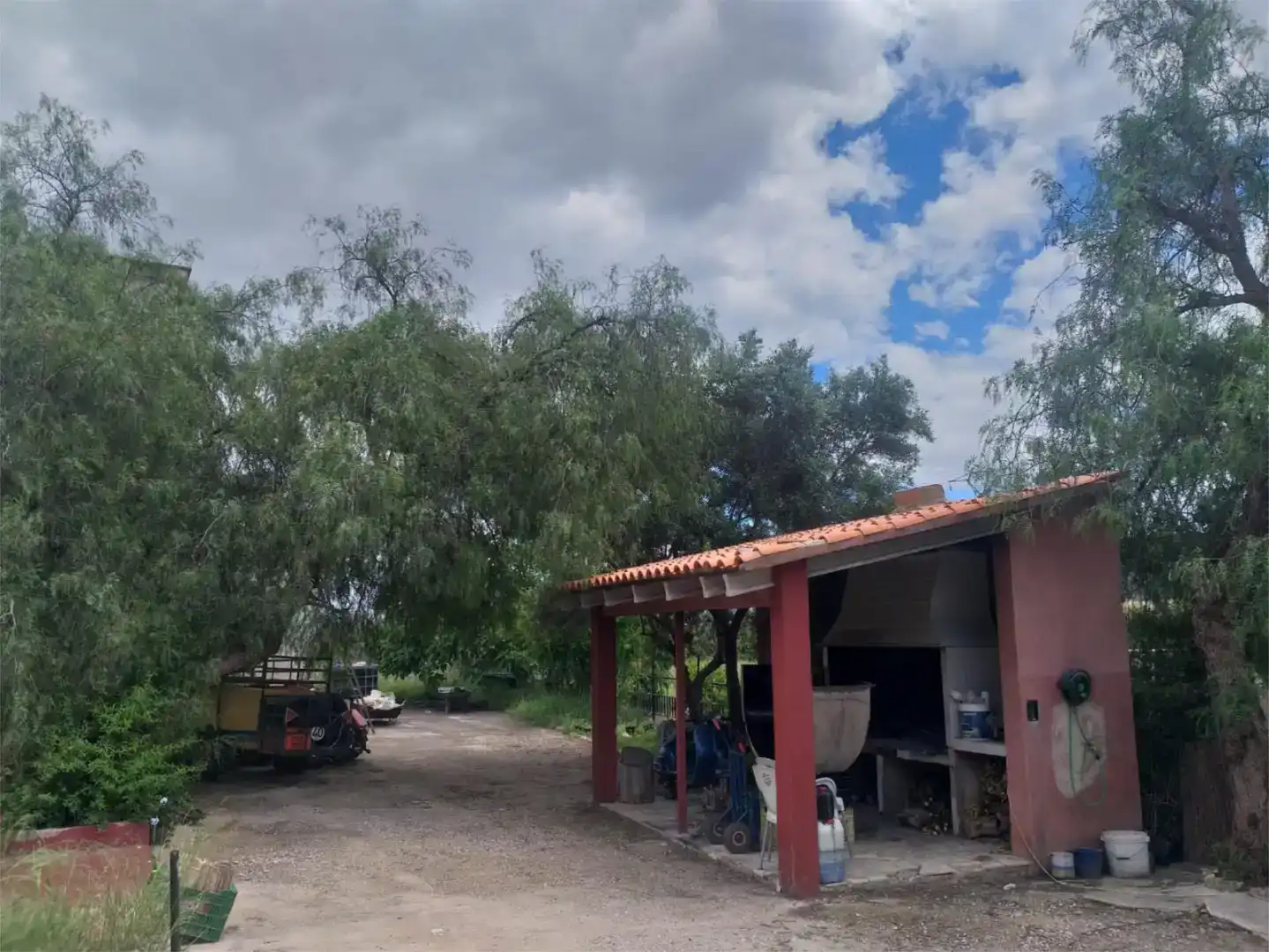 Aparcament de Casa o xalet en venda en Vallada amb Jardí privat, Parquet i Traster