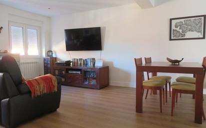 Living room of Flat for sale in León Capital   with Heating, Parquet flooring and Storage room