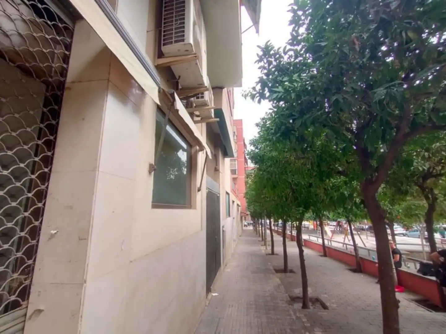 Local en venta en Sant Boi de Llobregat - CL FRANCESC MACIA DE, Vinyets - Molí Vell