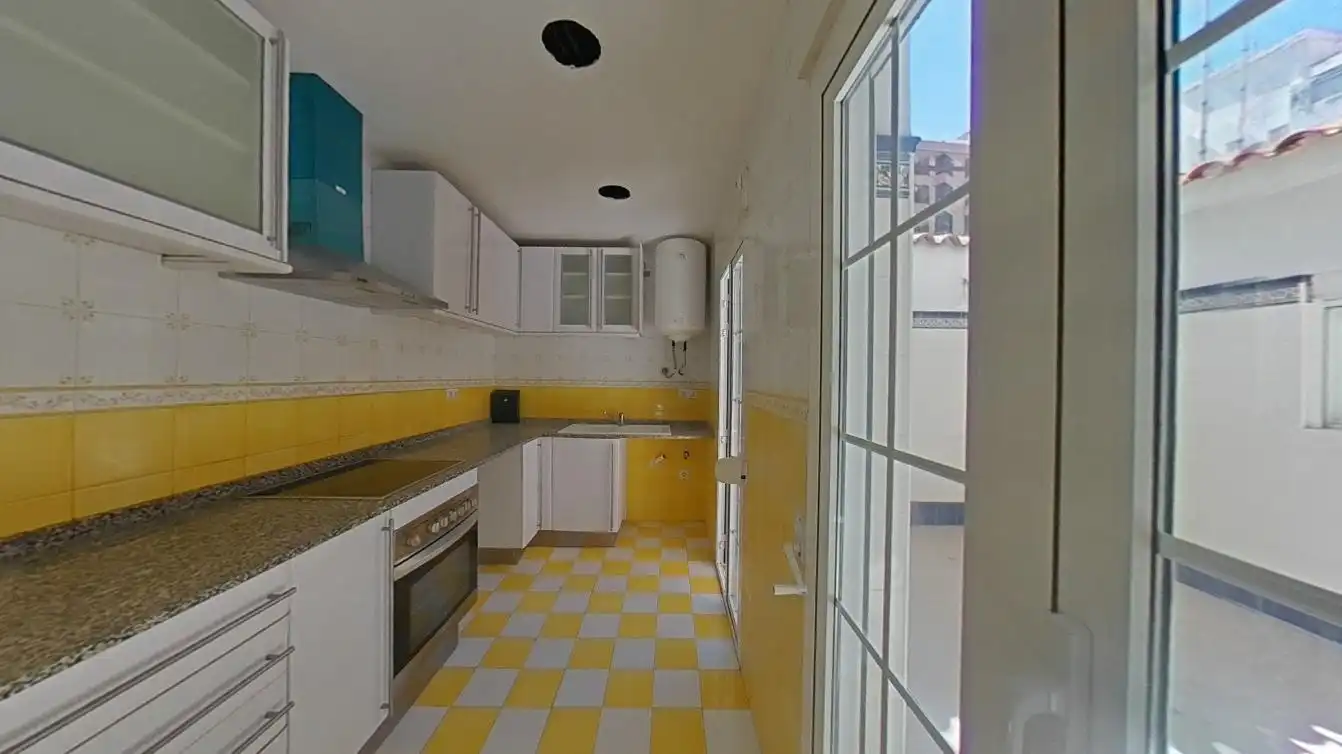 Flat for sale in Carrer de Molina