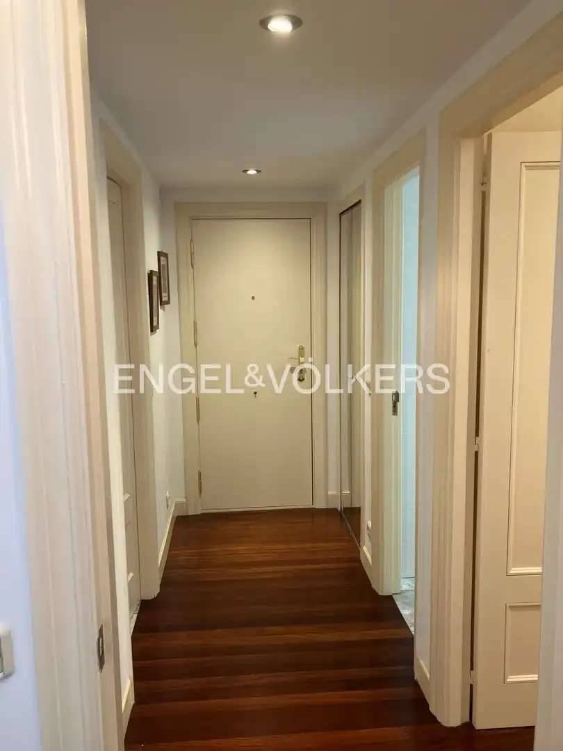 Flat with lift to rent in Abando - Albia, imagen 9