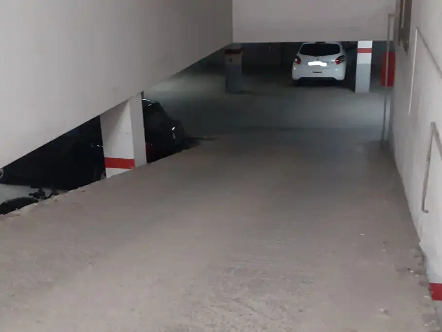 Parkplatz von Garage zur Miete in Mollerussa