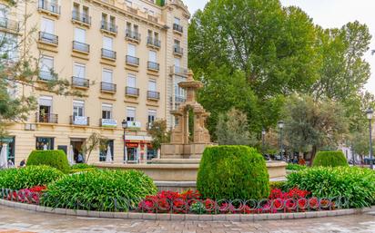 Vista exterior de Pis en venda en  Granada Capital