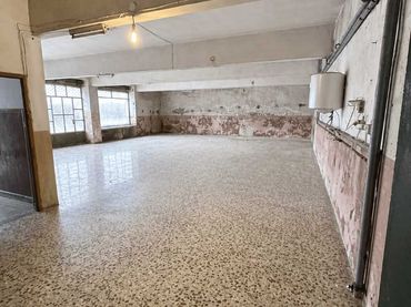 Local comercial en alquiler en Calle Ramón y Cajal