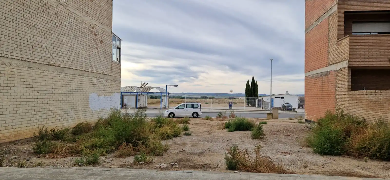 Terreny residencial en venda a Vuit de Març, imagen 4