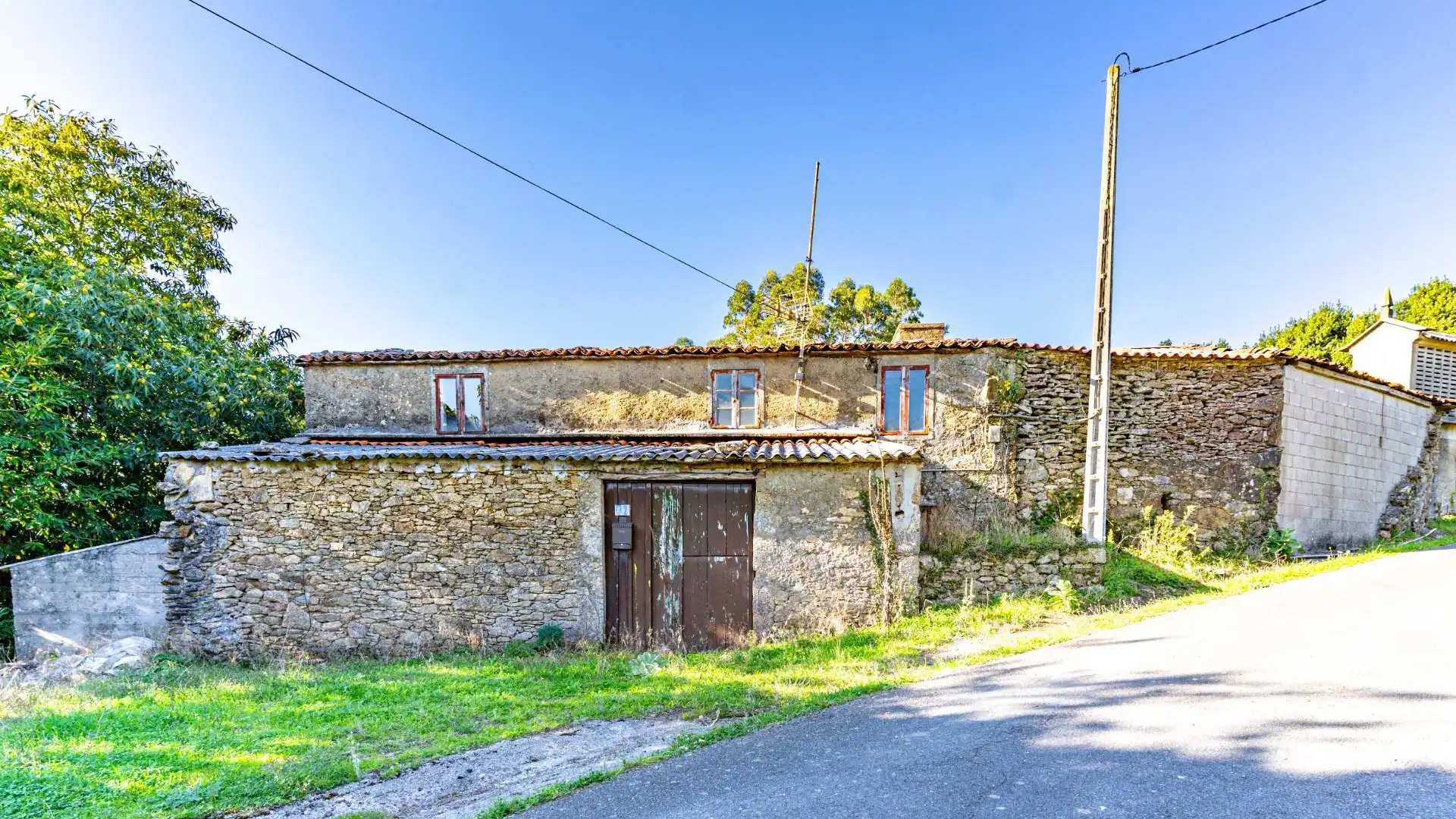 Vista exterior de Casa o chalet en venta en A Laracha   con Jardín privado y Trastero