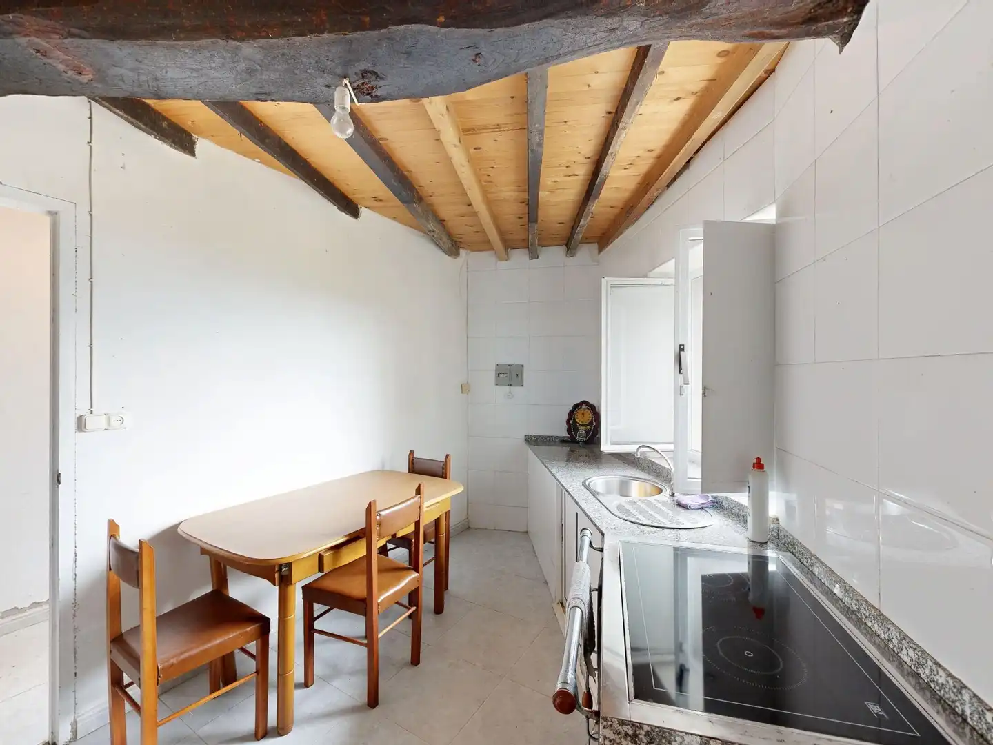 Kitchen of Houses for sale in O Valadouro    with Storage room