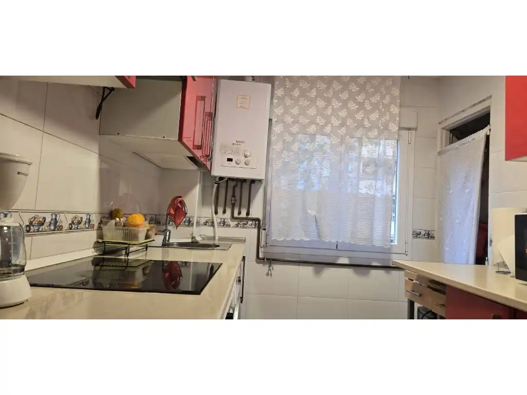 Kitchen of Flat for sale in Madrid