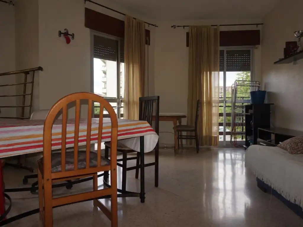 Esszimmer von Wohnung zur untervermieten in Córdoba