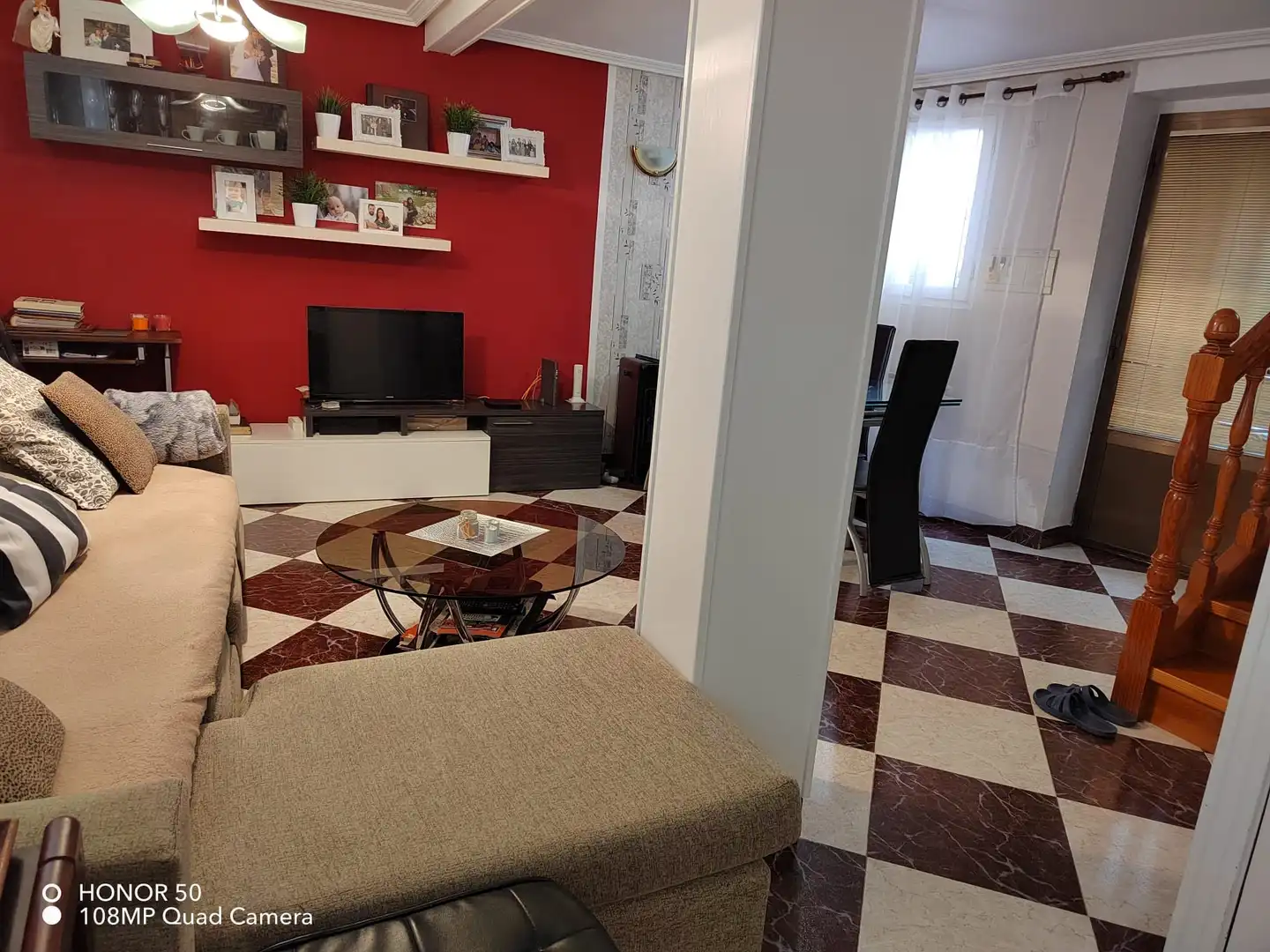 Sala d'estar de Casa adosada en venda en Cardeñajimeno amb Calefacció, Parquet i Traster