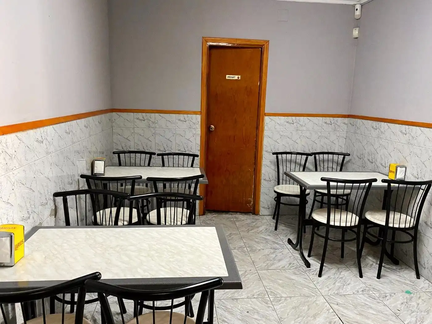 Local en venda en Montcada i Reixac amb Aire condicionat, Calefacció i Terrassa