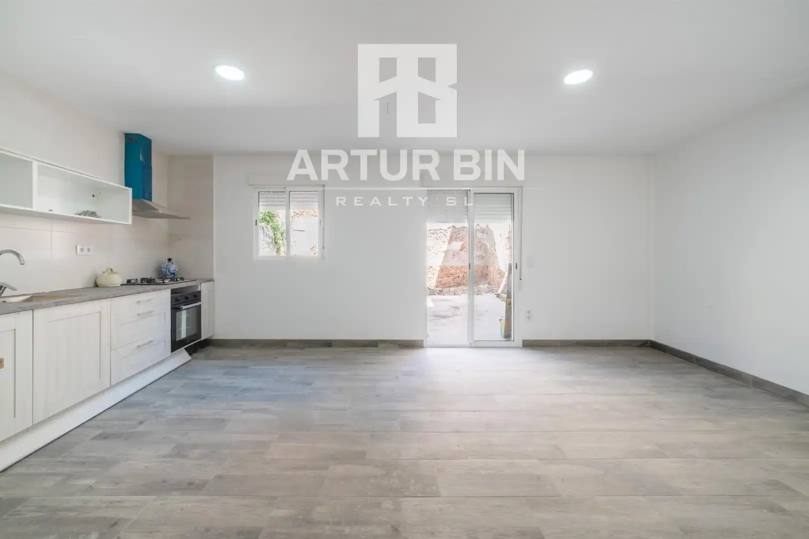 Casa adosada en venta en Tavernes de la Valldigna con Terraza