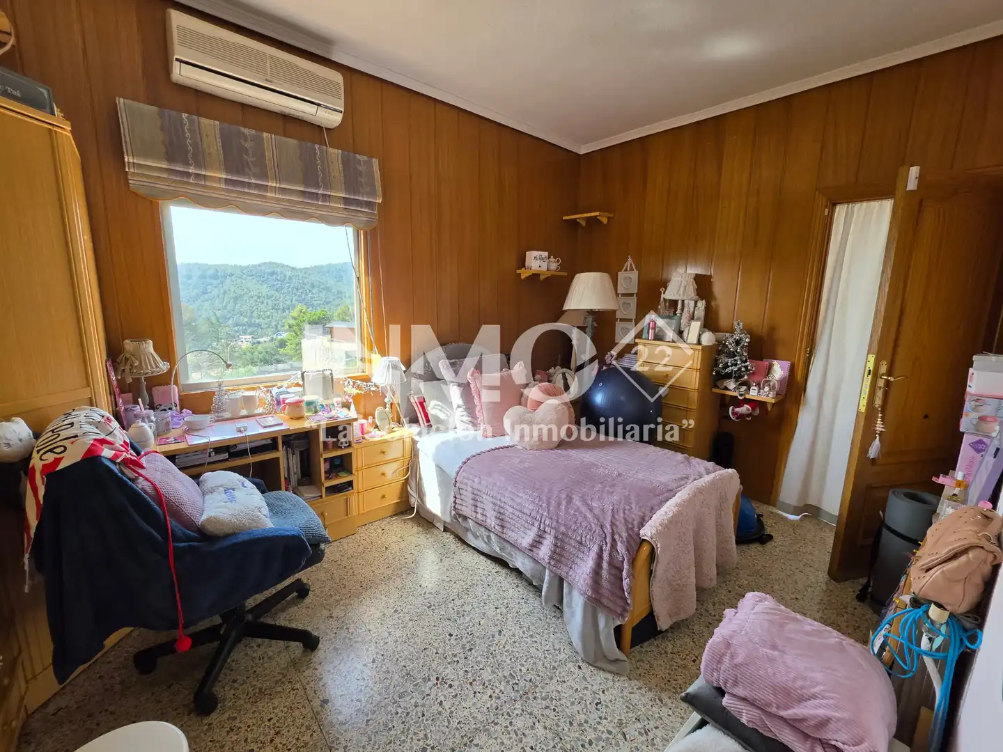 Dormitori de Casa o xalet en venda en Sant Andreu de la Barca amb Aire condicionat, Calefacció i Jardí privat