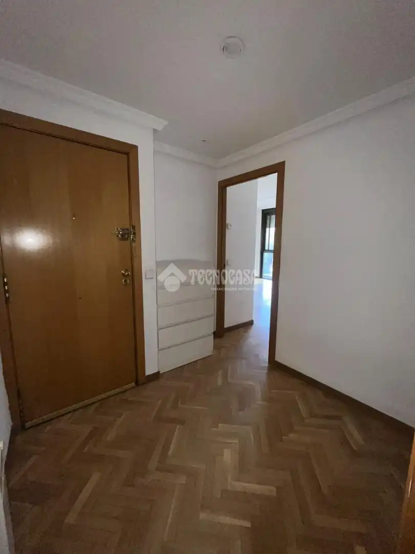Flat for rent in Villaverde