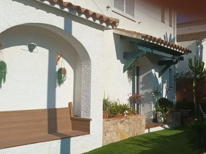 Casa a schiera con giardino in vendita a Carrer Santa Adela 4, imagen 2