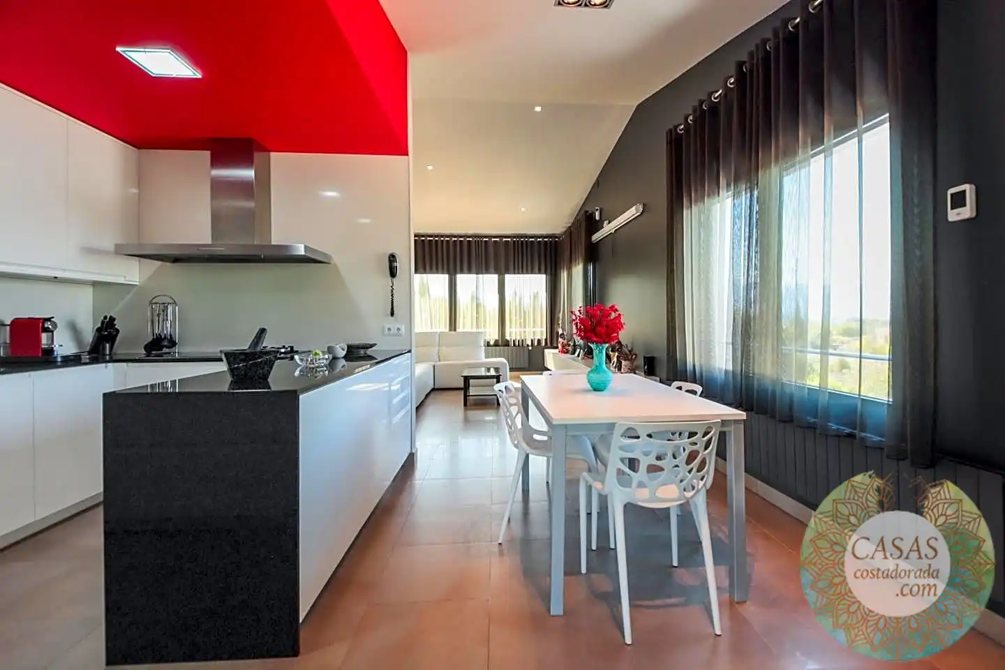 Cocina de Casa o chalet en venta en Tortosa con Aire acondicionado, Calefacción y Jardín privado