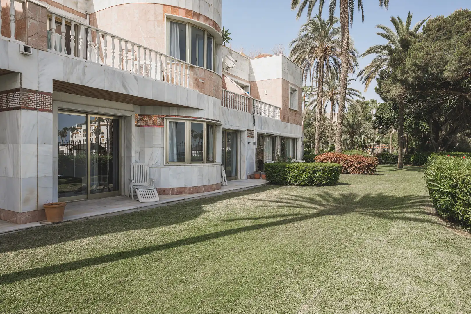 Apartament amb piscina en venda a Nueva Andalucía, imagen 47