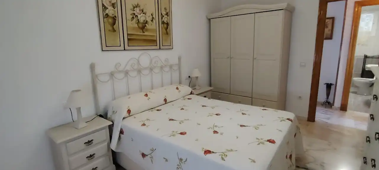Habitación de Dúplex de alquiler en Linares con Aire acondicionado, Calefacción y Terraza