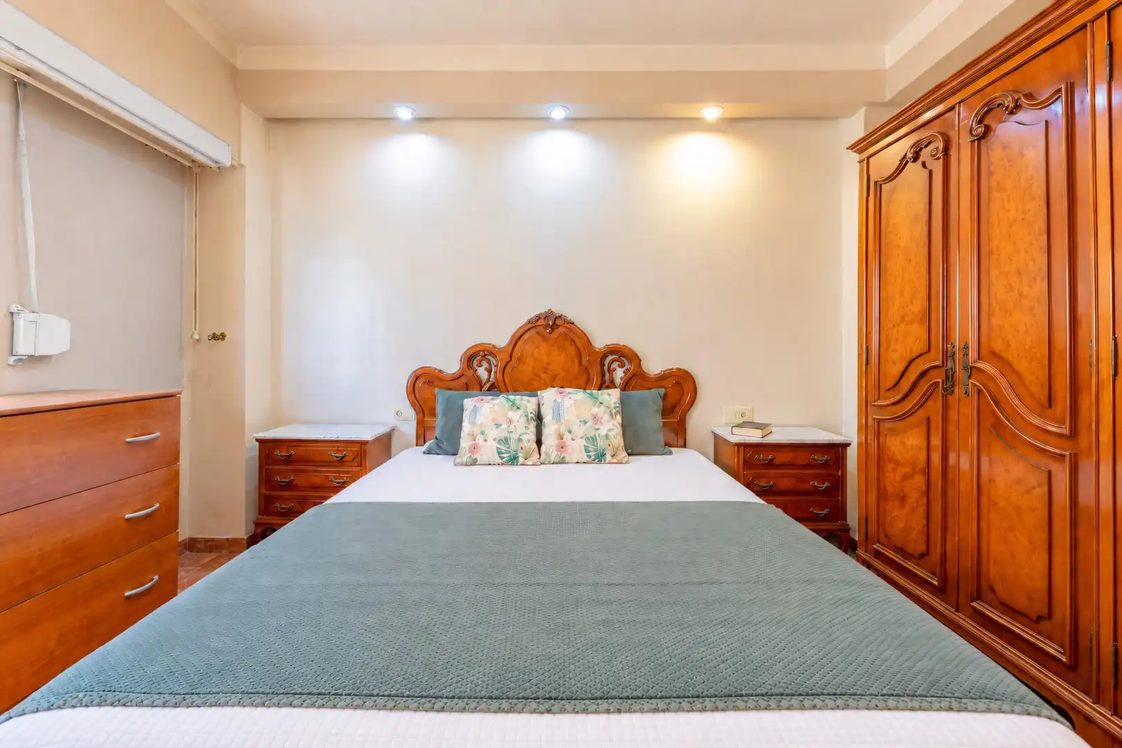 Bedroom of Flat for sale in Quatre Carreres